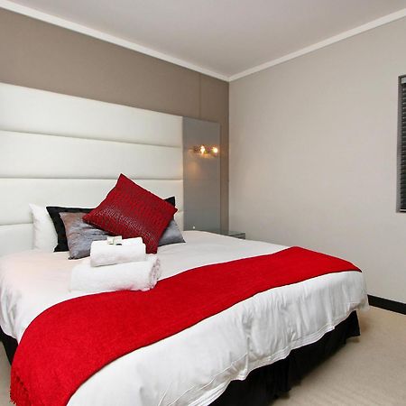 Full Power, Long Stay Rates, Walk To V&A Waterfront, Fibre Wifi, Gym & Pool 开普敦 外观 照片